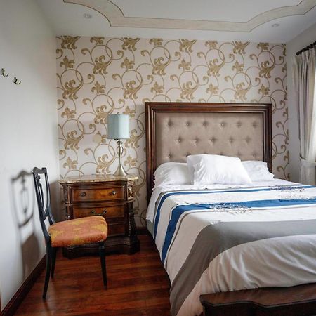 Hotel Azul De La Plaza By Chat Noir Κουένκα Εξωτερικό φωτογραφία