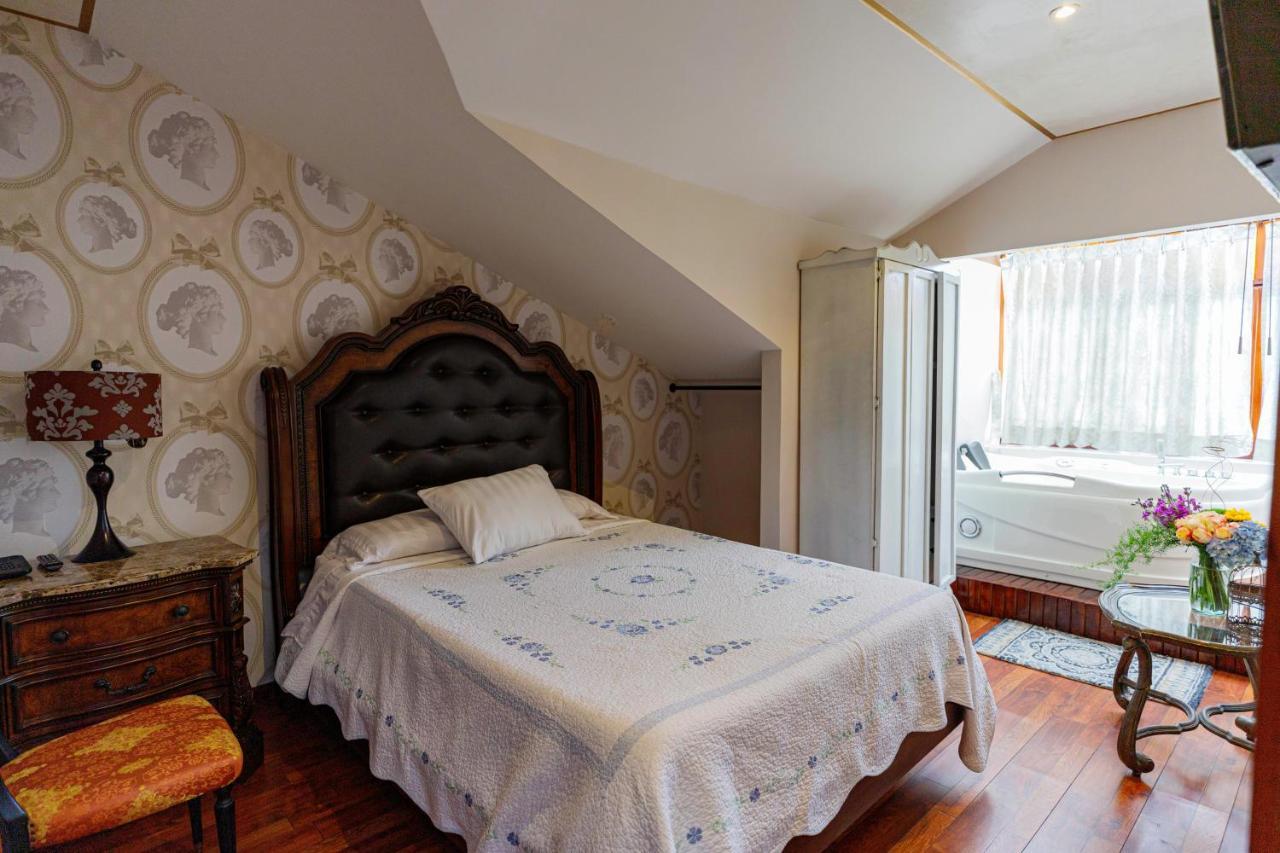 Hotel Azul De La Plaza By Chat Noir Κουένκα Εξωτερικό φωτογραφία