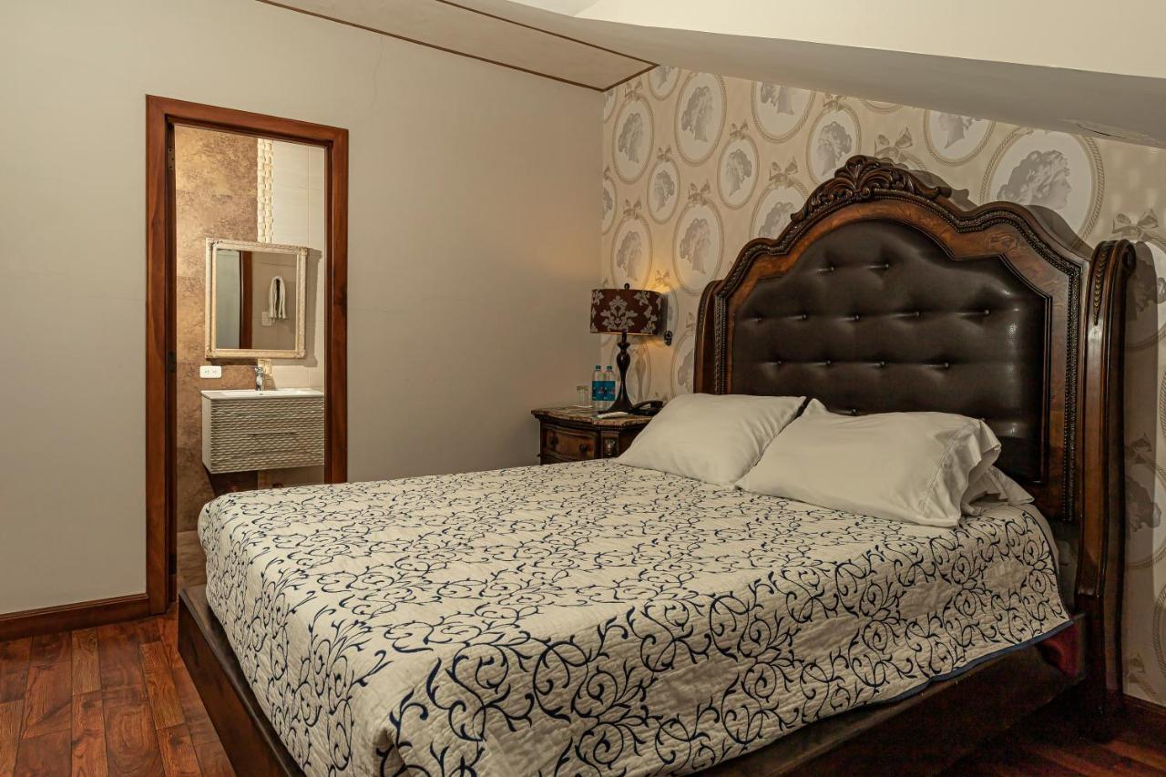Hotel Azul De La Plaza By Chat Noir Κουένκα Εξωτερικό φωτογραφία