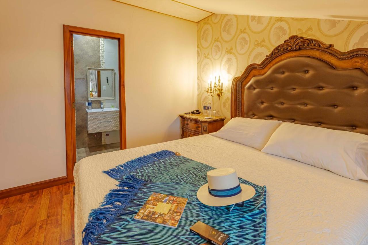 Hotel Azul De La Plaza By Chat Noir Κουένκα Εξωτερικό φωτογραφία
