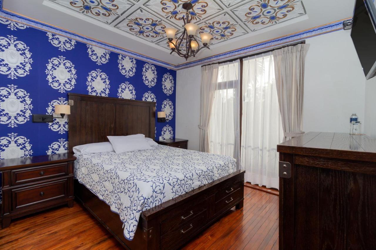 Hotel Azul De La Plaza By Chat Noir Κουένκα Εξωτερικό φωτογραφία